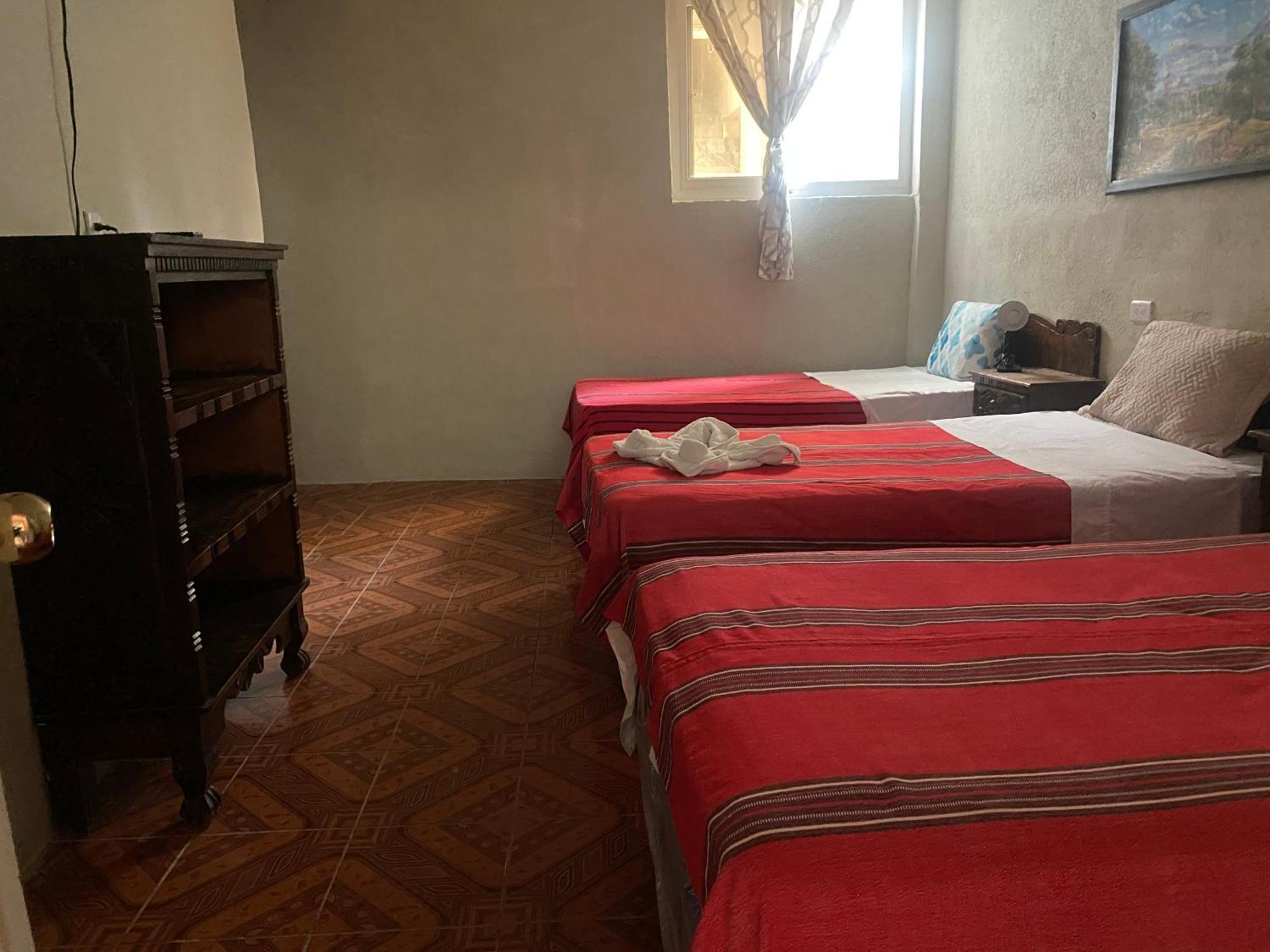 Hotel Posada Gutierrez Panajachel Eksteriør bilde