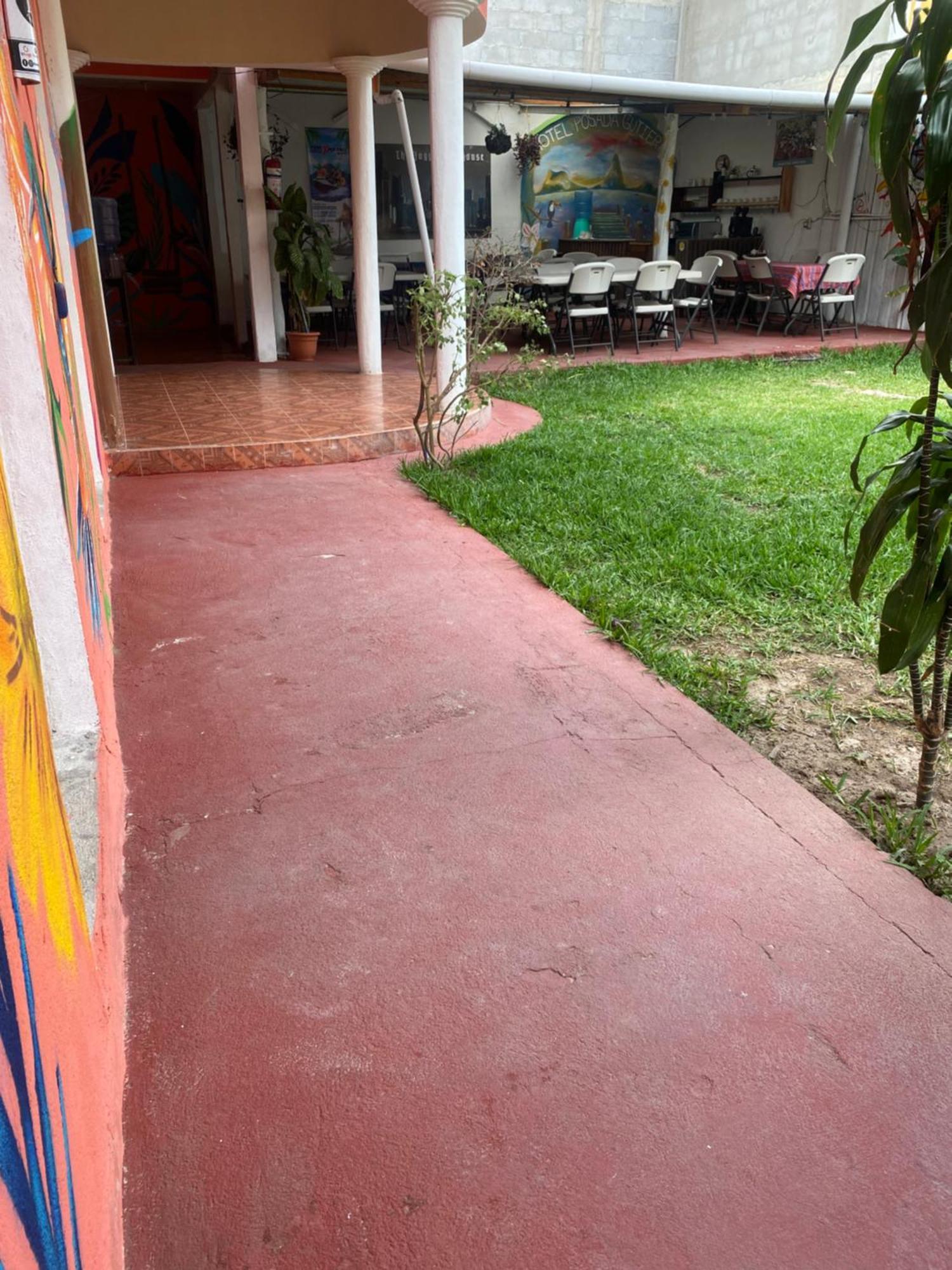 Hotel Posada Gutierrez Panajachel Eksteriør bilde